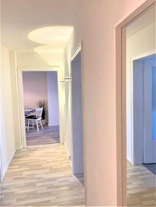 Ferienwohnung Uni-Klinikum- Zentrale Lage Von Holsterhausen Essen Exterior foto